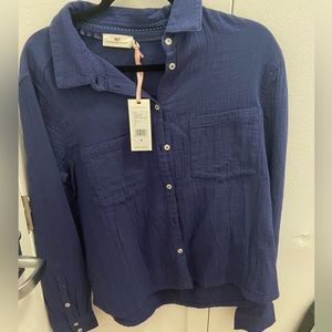 Vineyard vines button down top